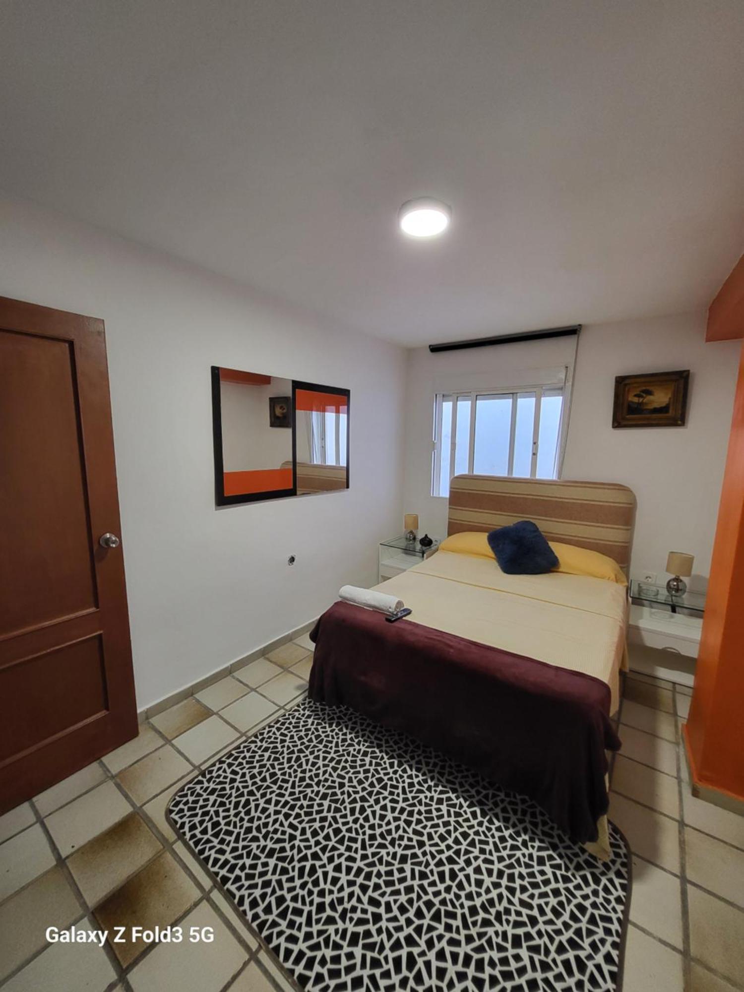 Habitacion Muy Centrica. グラナダ エクステリア 写真