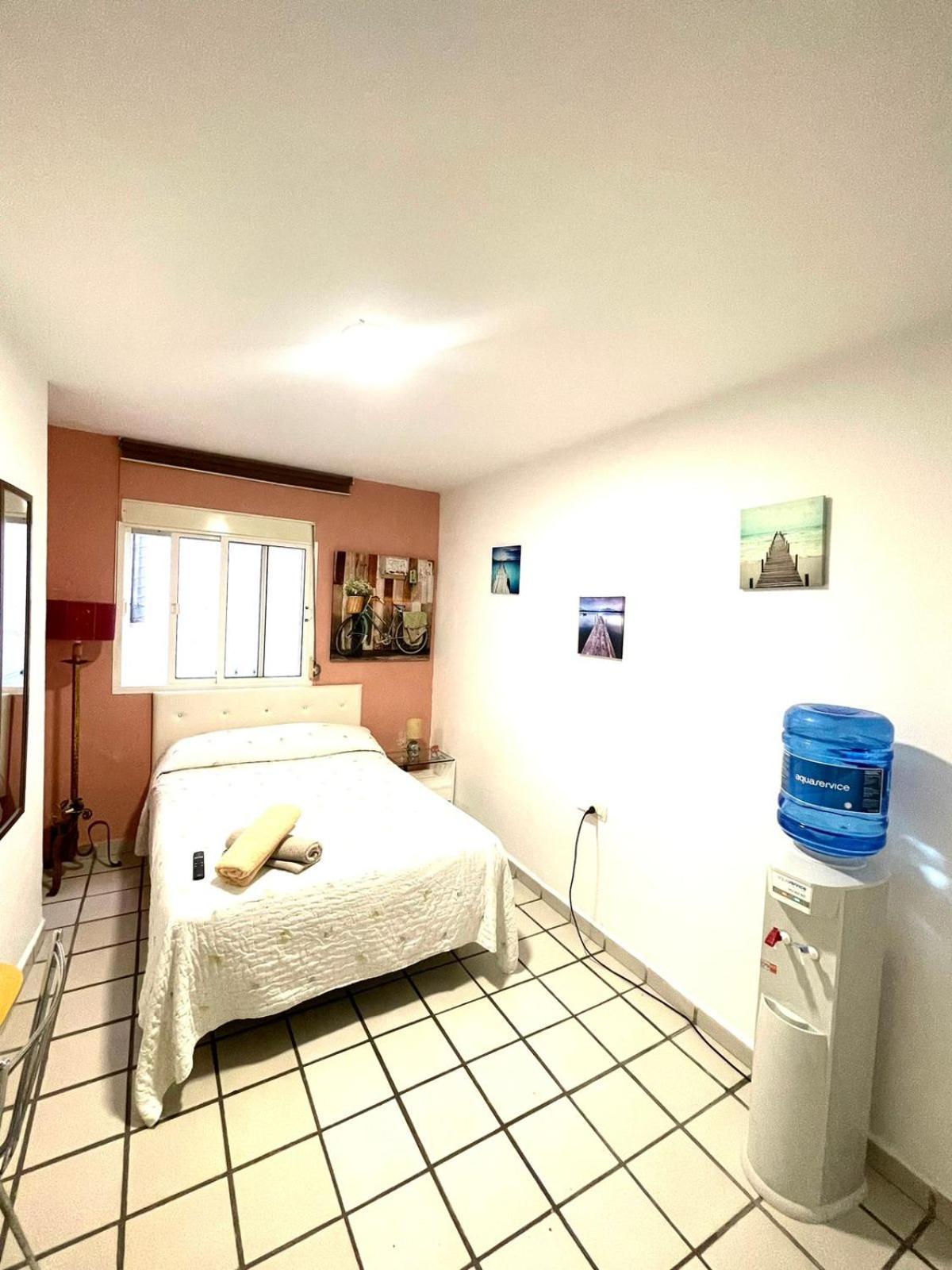 Habitacion Muy Centrica. グラナダ 部屋 写真